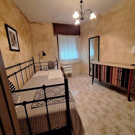 Ferienwohnung Apartamento En Cimadevila, Lobios Exterior foto